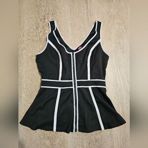 2b Peplum White Zip-Up Top